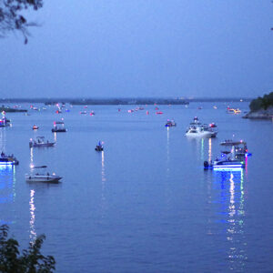 Picture of a boat parade on Lake Whitney